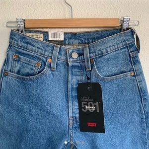 Levi’s 501 Stretch Skinny Women Jeans Medium Wash
